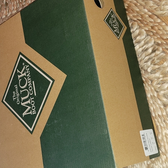 Liberty Alpine Lace Muck Boot - Picture 7 of 11